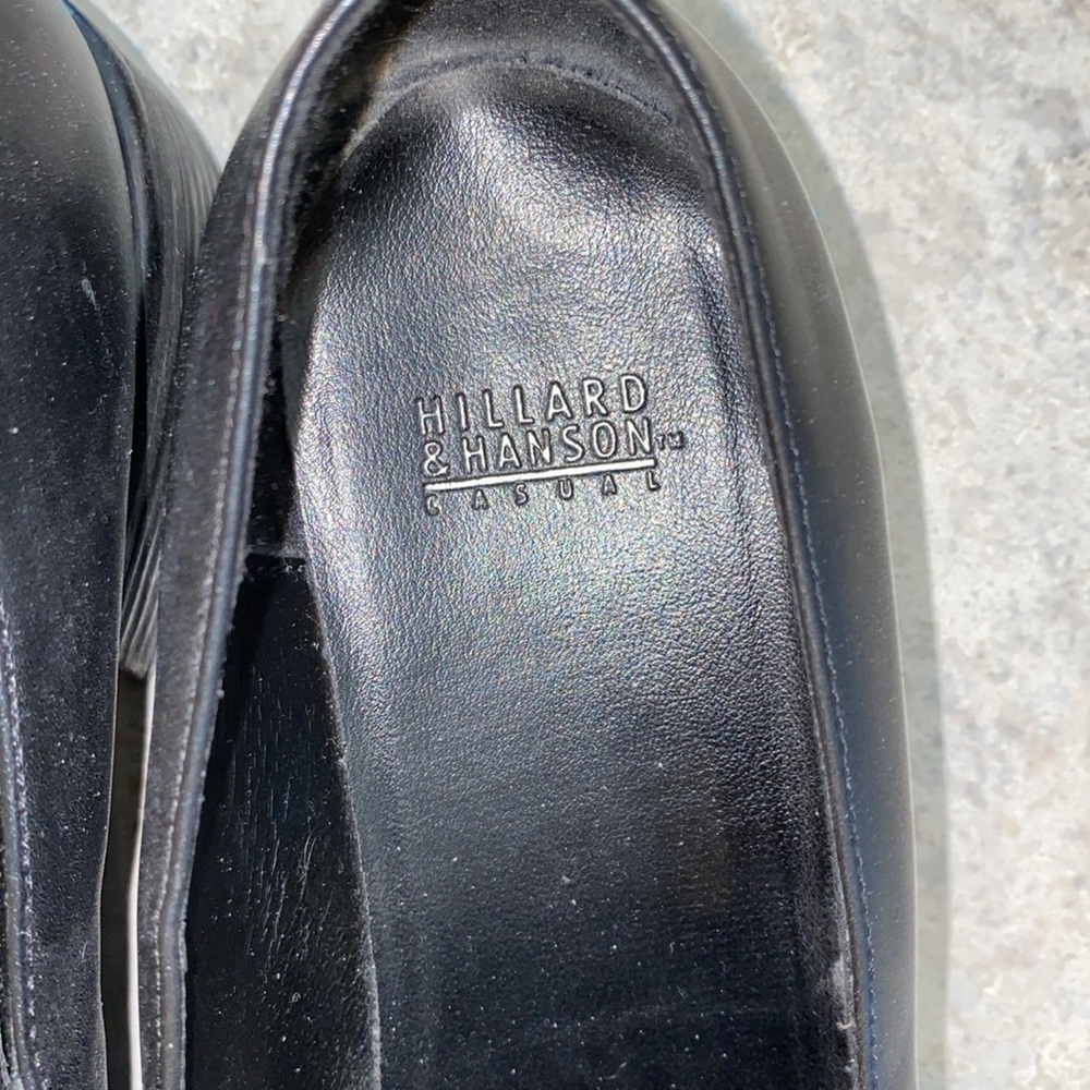 🌹4/$20 Black loafers - Picture 3 of 8